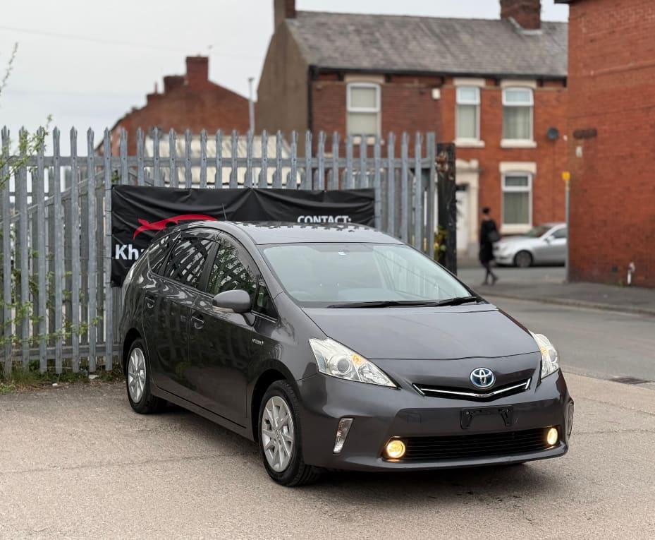 2013 Toyota Prius Plus 7 Seater